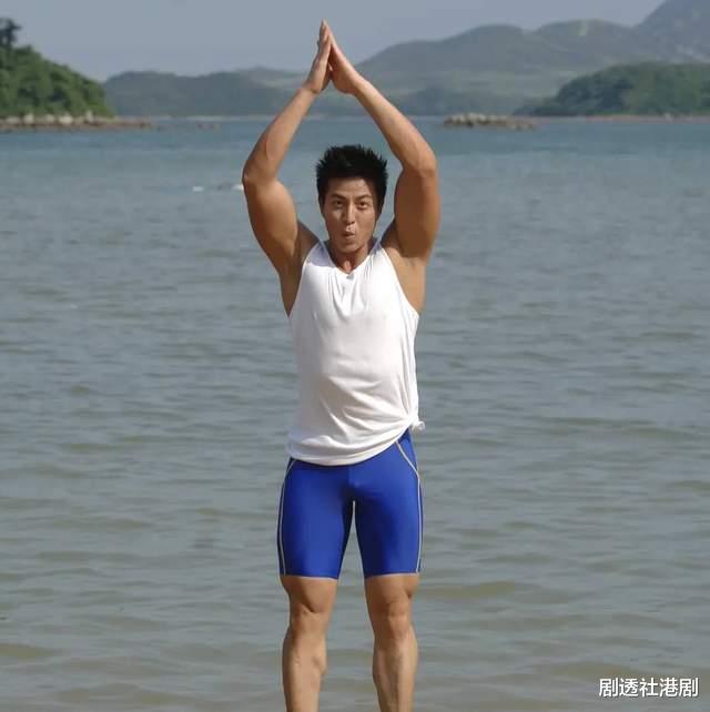 54歲TVB肌肉猛男患病身材縮水，拍戲僅幾千元工資，做健身教練養傢糊口-圖6