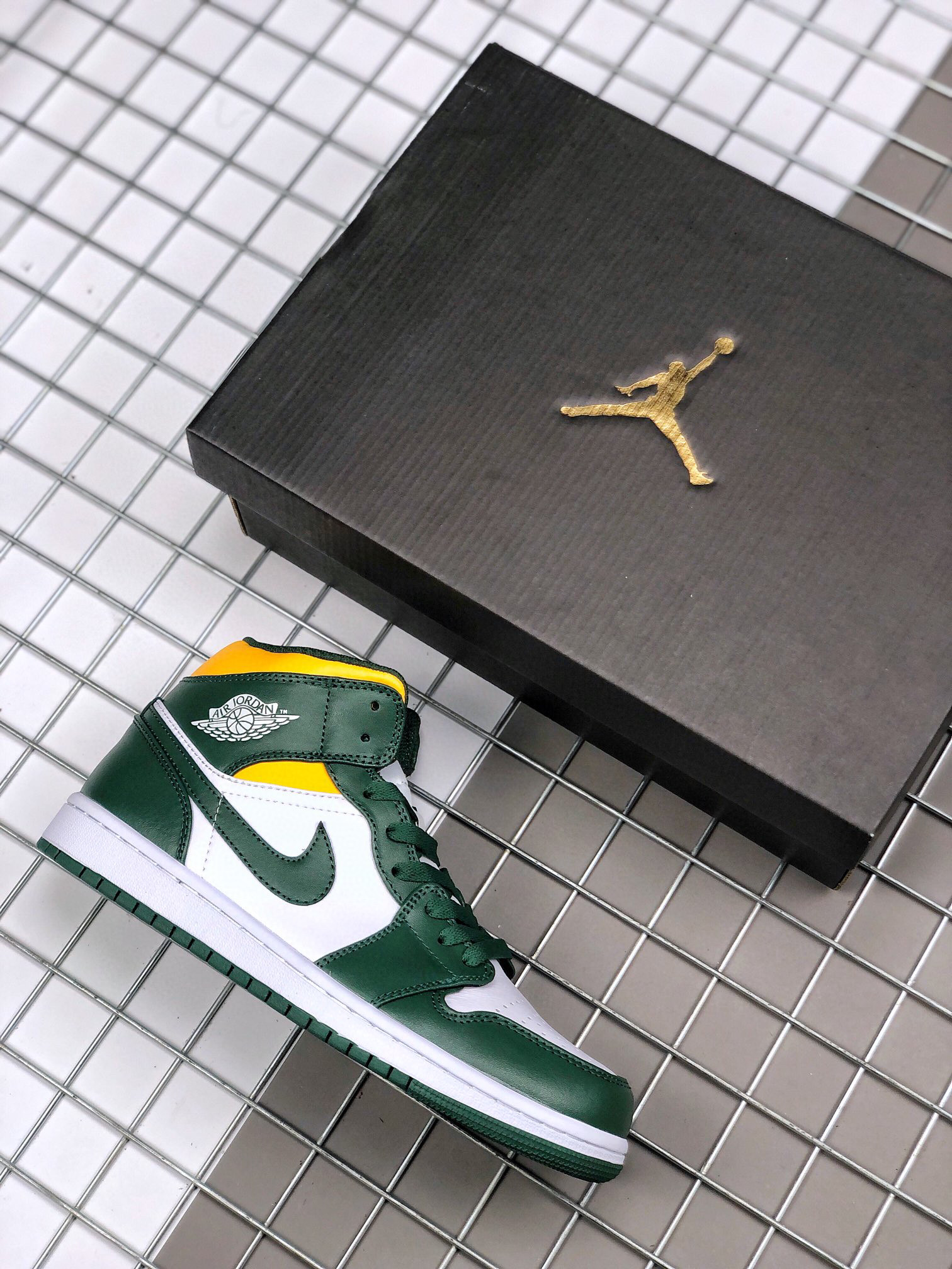 莆田鞋匠 Air Jordan 1 Mid 西雅图超音速