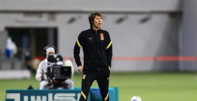 颜家欣说情感|国足惨败日本!李铁:中国队教练就是要中国人当,只有国人能做好