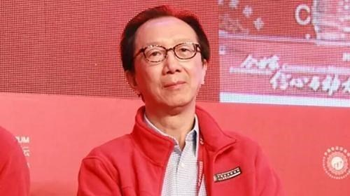 吴有情聊|他是跳水皇后伏明霞的老公，人称财神爷，与老婆闺蜜暧昧不清