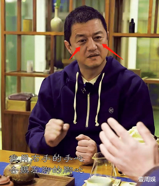 时代少年团|李亚鹏自曝睡眠不好,黑眼圈太抢镜,网友:喝点酒就可以了!