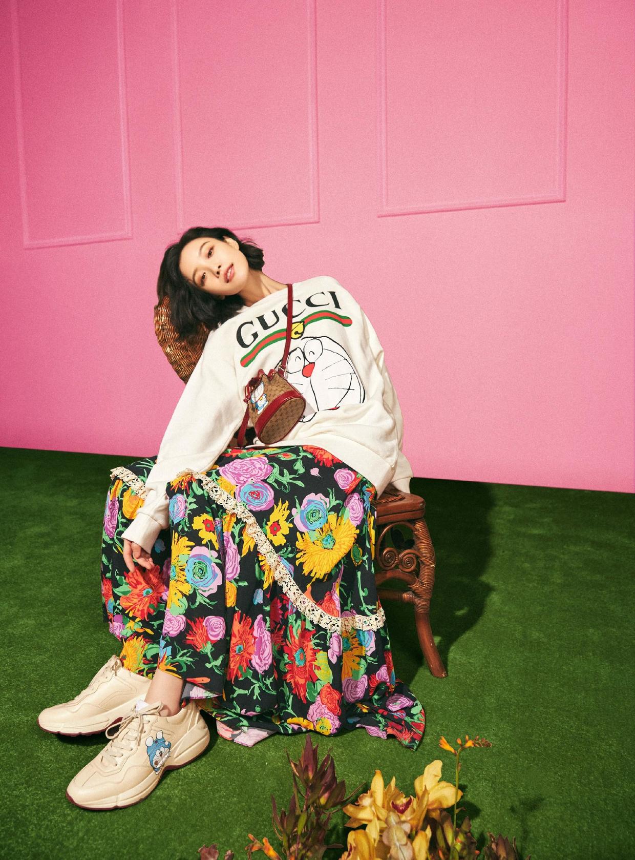 倪妮|倪妮气质“绝”了，穿吊带裙秀出“撩人曲线”，170身高让人羡慕