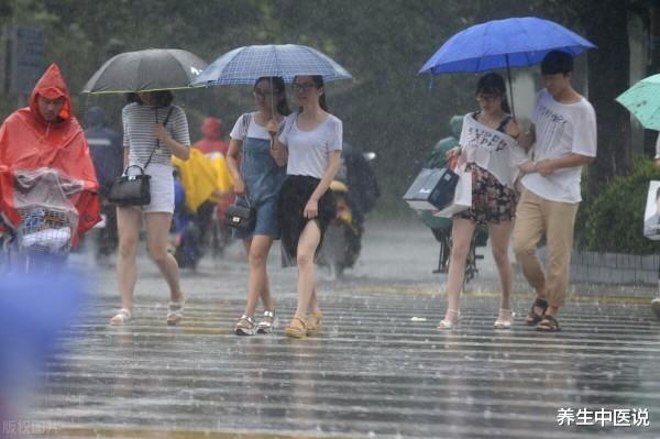 养生中医说|湿气重,试试苏东坡先生用过的“除湿方”,祛湿古方,排湿一点不含糊