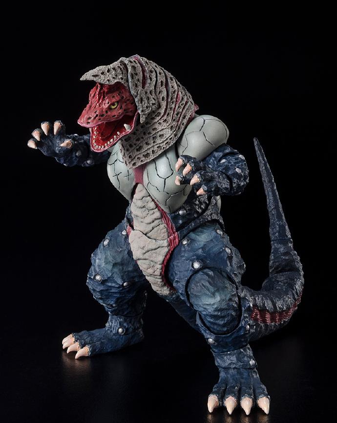 |奧特曼：SHF系列雙飛燕號及哥爾贊官圖公開 新城：大古你算計我