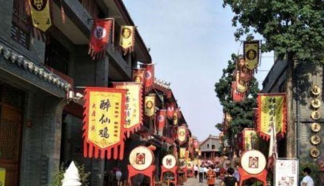 陕西 陕西一“人造景区”蹿红,交通便捷占地840亩,景色不输不夜城