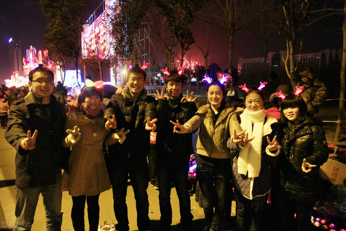 余温先生|一个人在大城市打拼,我们这一代人的悲哀。