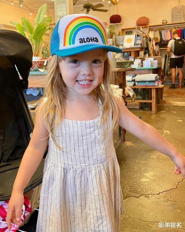 詹姆斯·邦德|美国也重男轻女，好莱坞一线男星抛妻弃女成渣男