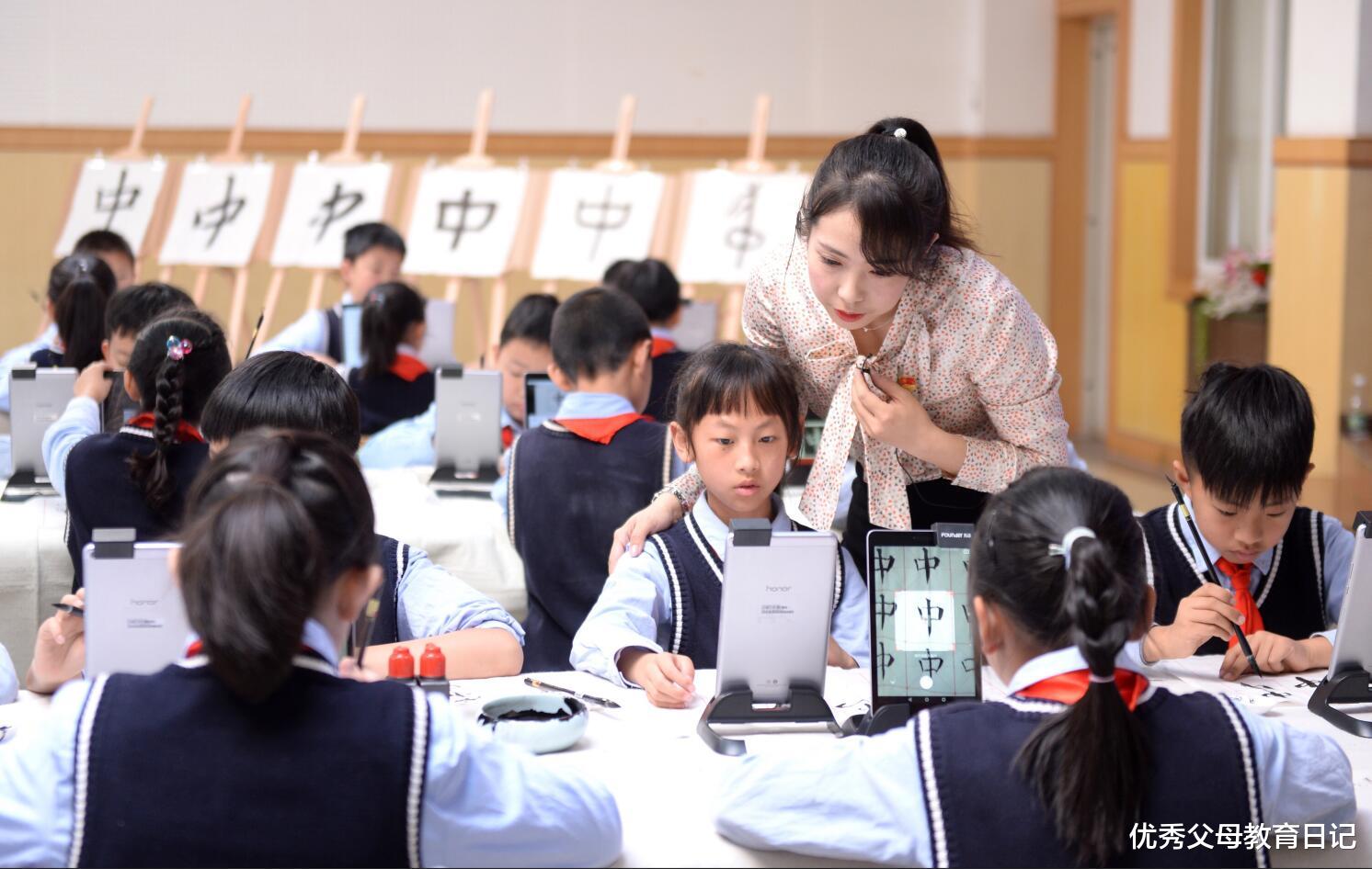 00后|00后小学生的“聊天暗语”，变成网络流行词，家长看完一脸懵