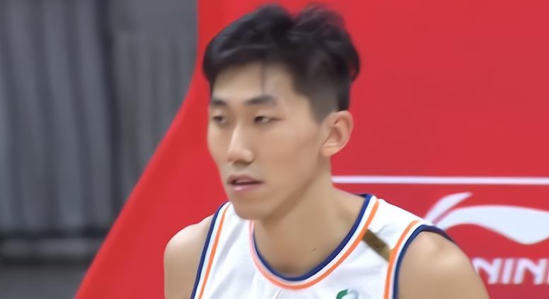 宁波|吞下4连败，CBA鱼腩队85-119惨败，24次失误，主教练无奈苦笑！