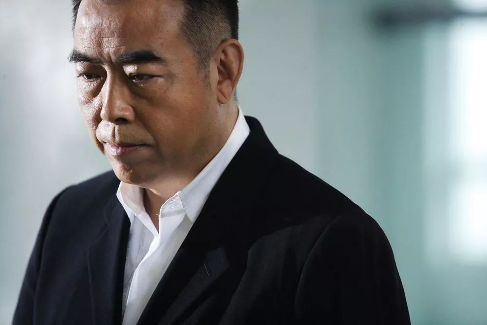 迪士尼|2段婚姻1段同居都没孩子，陈红凭啥就能怀上？网友：并非肚皮争气