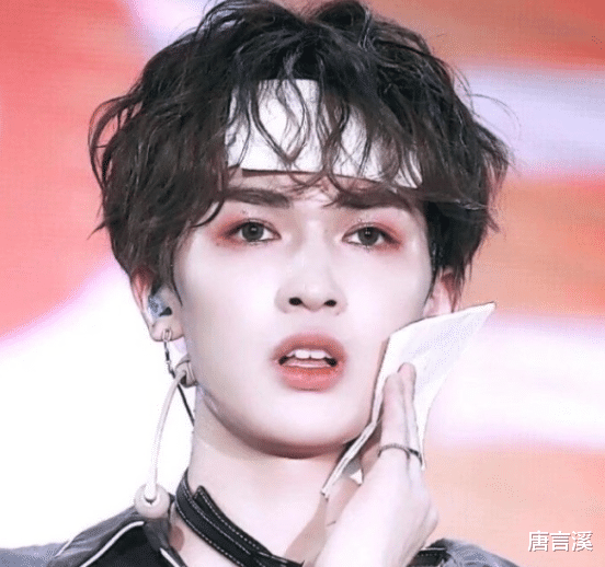 曾舜晞|内娱“姨”化的男星巅峰PK，谁成了大妈，谁又让人喷饭？