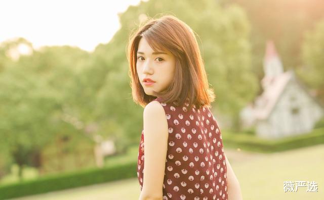 吴京 她曾靠男扮女装大火，被吴京当成妹妹疼爱，如今31岁美若“仙女”