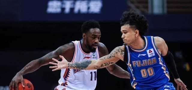 嘟小薯 李春江不满富兰克林！曝上海男篮更换外援，功勋老臣回归