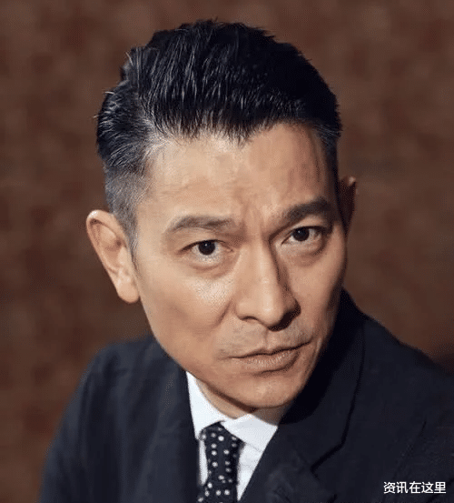 周星驰|敢叫周星驰“星仔”的4人，前3位已成巨星，最后一位00后无缘见!