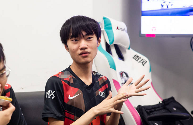 tes战队|LPL官方发布左手长文，揭秘TES转会期内幕，小说都不敢这么写！