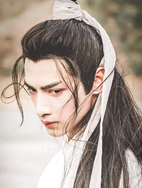 白敬亭|只有一部古装扮相也足以惊艳观众，白敬亭上榜，而他更绝！