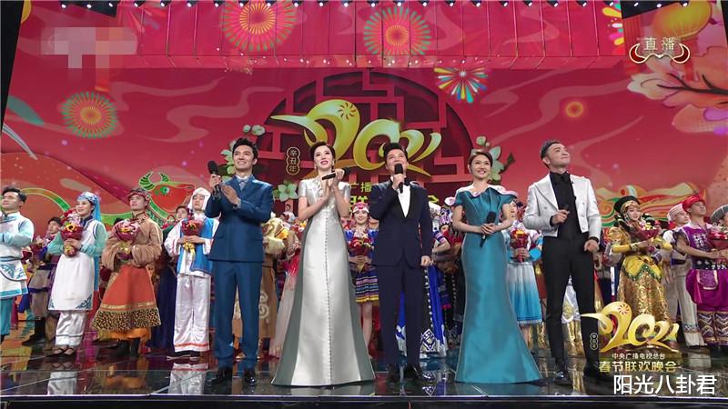 春晚|朱军发文透露春晚幕后,零点差点重现黑色三分钟,任鲁豫凭一己之力拯救春晚