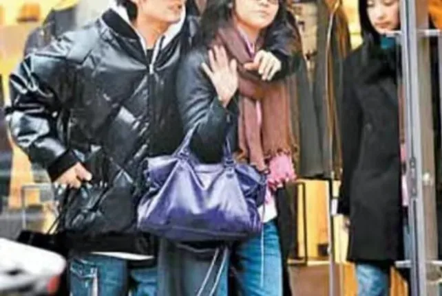 侯佩岑|继“彩虹事件”后，昆凌又作妖了，这次躺枪的还是侯佩岑。