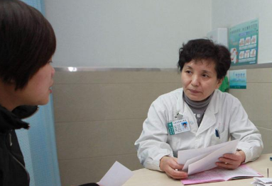 肝癌|痛心！29岁男子，肝癌晚期，化疗4次离世，医生直言：冰箱2物是“帮凶”