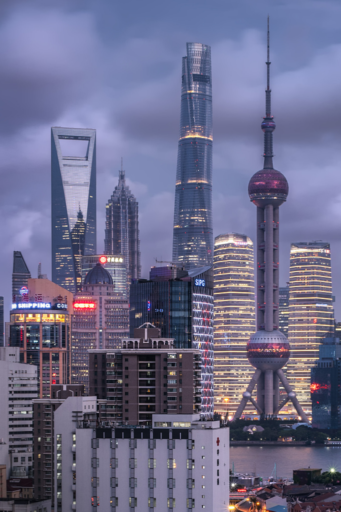 职场幽灵猫 拥抱变化？要求你跟着变，怎么应对？