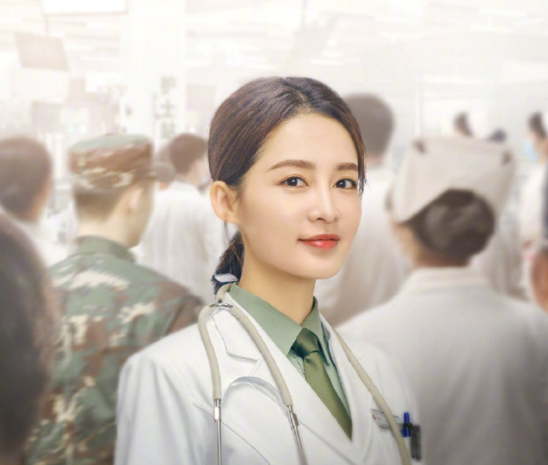 周冬雨|近期最火演员洗牌，龚俊掉出前10，周冬雨第5，榜首是二字女星