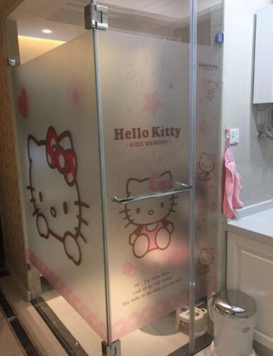 花320万在上海中环买44平房子，厨房和卫生间的隔断谁见过？