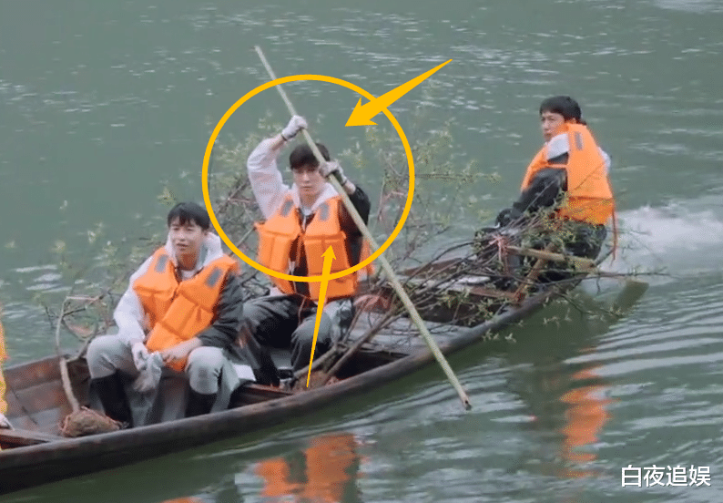 蒙牛乳业|杨紫绯闻后上《向往5》，张艺兴眼神暴露了内心，有没有戏很显然