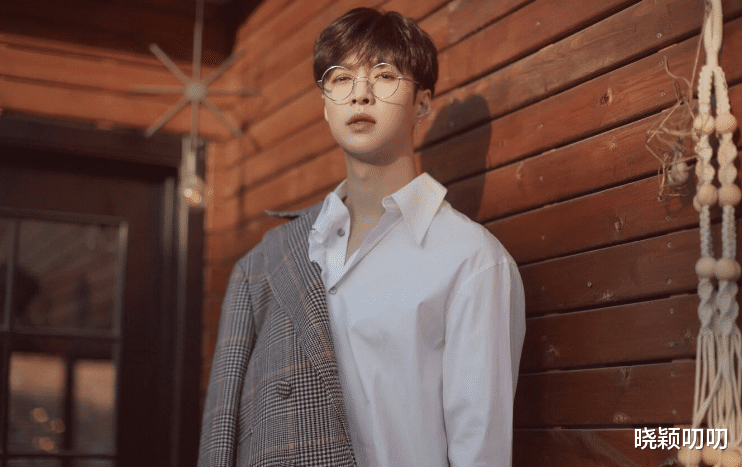 贾斯汀·比伯|个人觉得张艺兴舞蹈在国内可以，整个人很正，是我比较佩服的