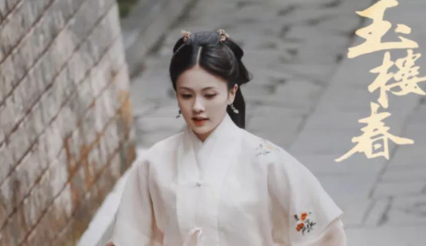 白梦妍|模特到华鼎奖最佳女演员,白鹿仅用5年,他背后的这个男人是关键