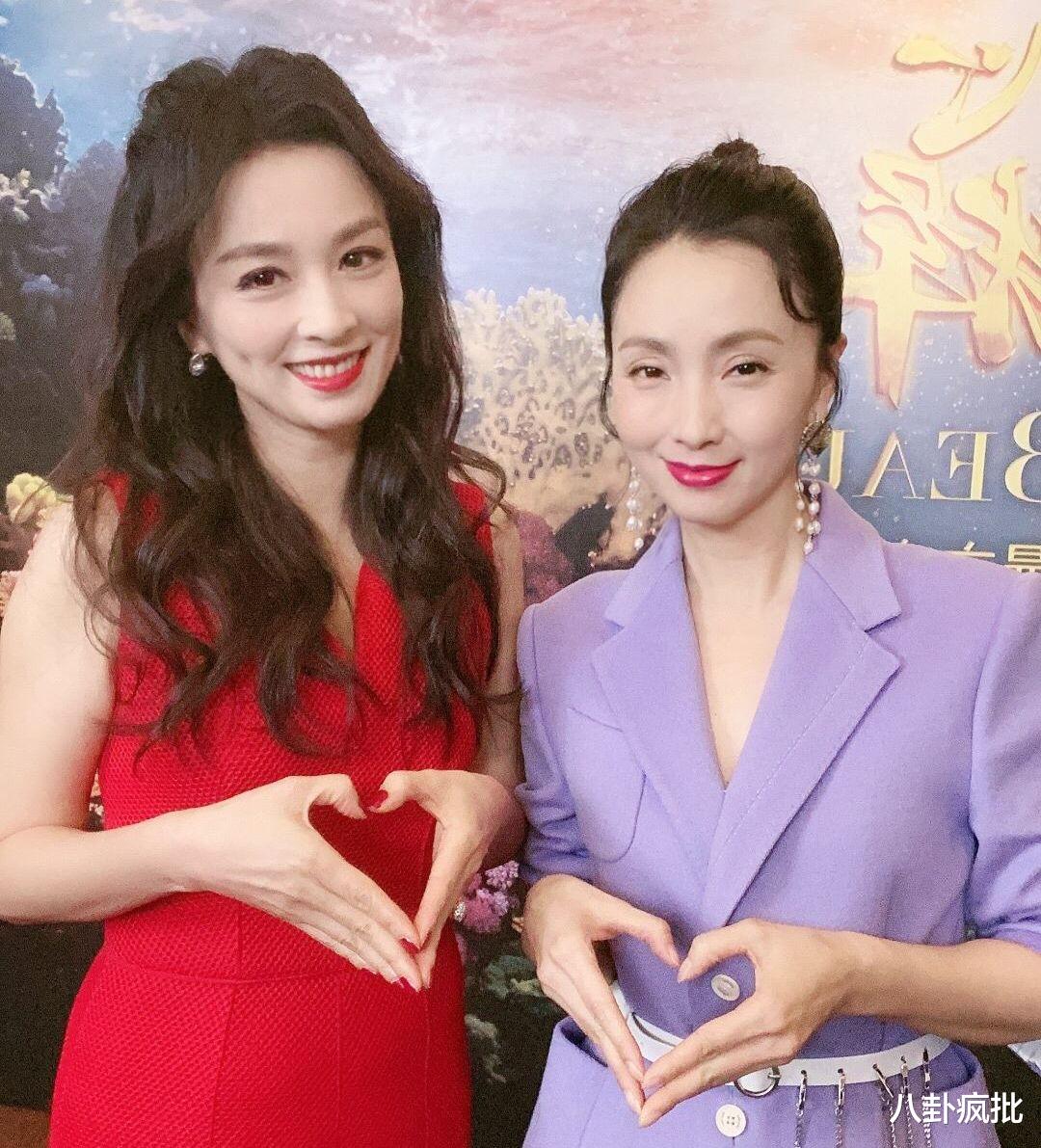 张艺兴|贾玲卖惨,热巴肖战粉丝开撕,小龙女借钱给张庭,青岛贵妇打招呼