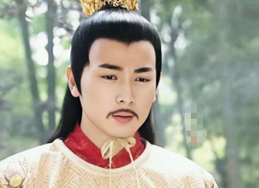 保剑锋|45岁保剑锋回农村老家，瓜子皮随地扔被嘲素质低，6岁儿子比爸帅