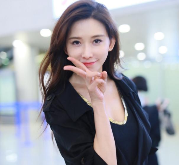 任嘉伦|林志玲胜诉！录2期《极限挑战》拿400万，网友：娱乐圈的钱太好赚