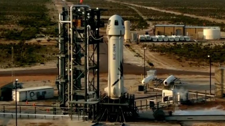 太空 世界首富自费上太空，让他玩！浪费金钱，狂妄自大，但也值得思考