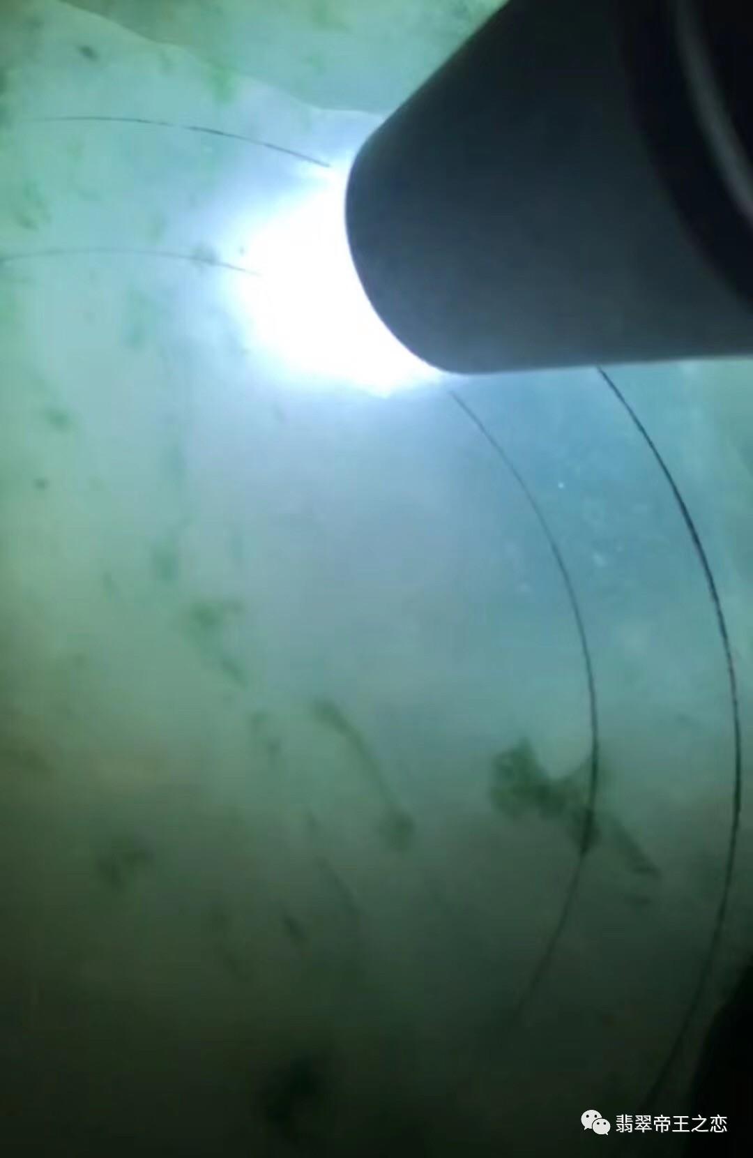 翡翠|为什么那么多人买翡翠选半明料?