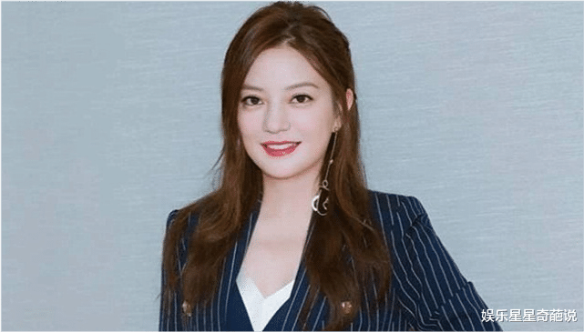 赵薇|赵薇遭封杀后跑路法国，旗下艺人受牵连，与黄有龙在酒庄汇合？