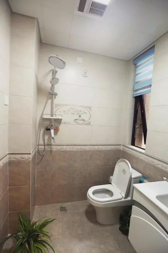 榻榻米|基装+3个衣柜+酒柜+鞋柜+榻榻米+飘窗柜=4万，89平三房这样最省钱