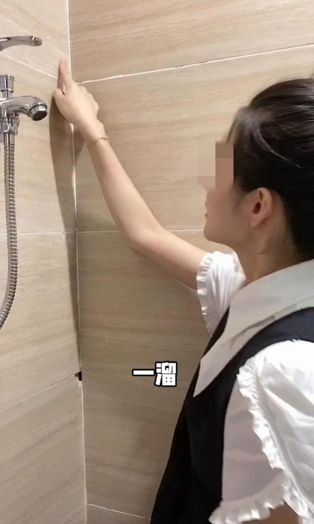 2021年,郑州朱女士因为精装修视频成为网红,现在她后悔买精装修