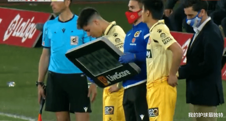 西班牙人|武磊18分钟0射门！西班牙人1-1无缘西乙6连胜，德托马斯失点球