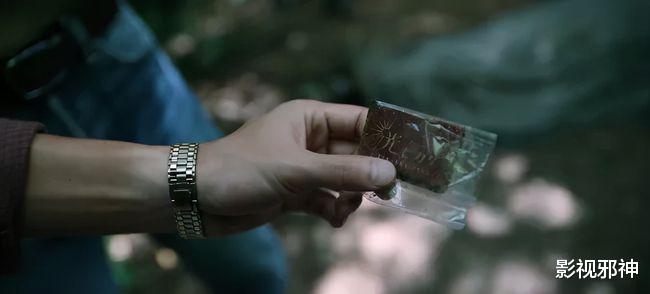 华灯初上|童年女神挑战尺度，她真豁出去了