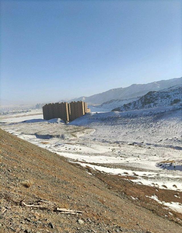 乌鲁木齐|乌鲁木齐依山而建的十大小区，哪一个是你家?