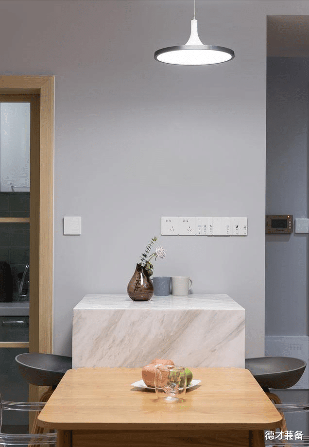 |用环保自然的原木色,打造73㎡两居室,每个角落都是精心打磨