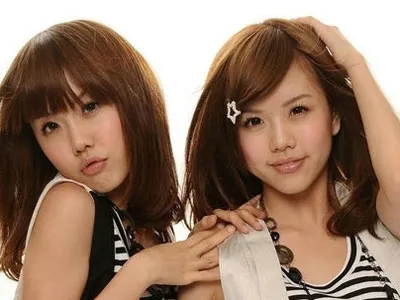 桃小菁说说|南台控股:整形撕x豪门恋一样不落,这对塑料姐妹怎么还是时代的眼泪?