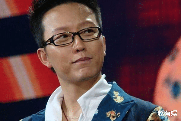 李玉刚|出道15年饱受质疑，被嘲不男不女后，他的现状打脸了太多人