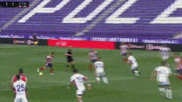 马德里竞技|2-1！2-1！西甲争冠之夜，马竞逆转时隔7年夺冠，皇马绝杀仍丢冠