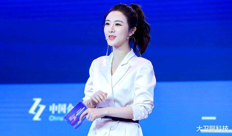 微软|库克喜提6.3亿元年薪，依靠iPhone13翻了6.7倍，网友：薇娅赢了