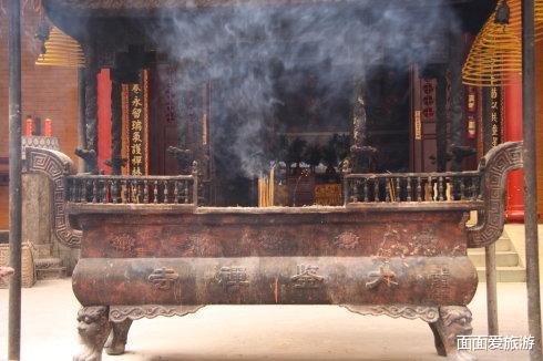 广东这座寺庙走红,占地1.2万平方米,距韶关市42分钟车程