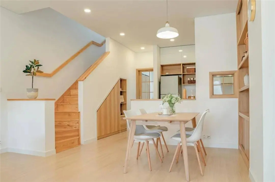 小姐姐|日本90后女孩的100㎡复式小家，干净到一尘不染！网友：太向往了