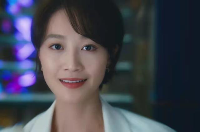 阿莎普|刘茵百般讨好入不了婆婆心,《婆婆的镯子》道出婆媳关系3个真相