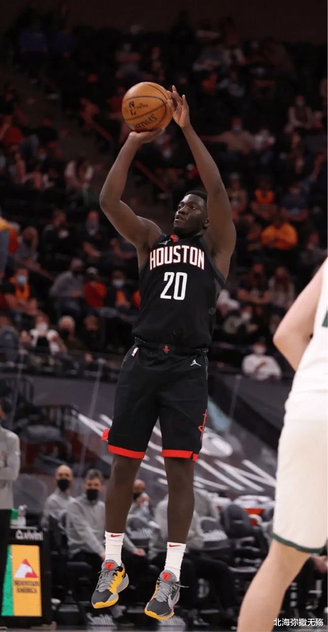 火箭队|场均30分+三分38%!恭喜火箭啊,连续刮中2彩票,主力后卫又有了