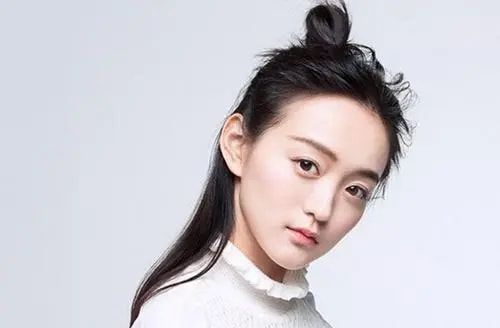 高伟光|何泓姗新剧官宣，挑战“双面人”大女主，这次找对了合适的角色？